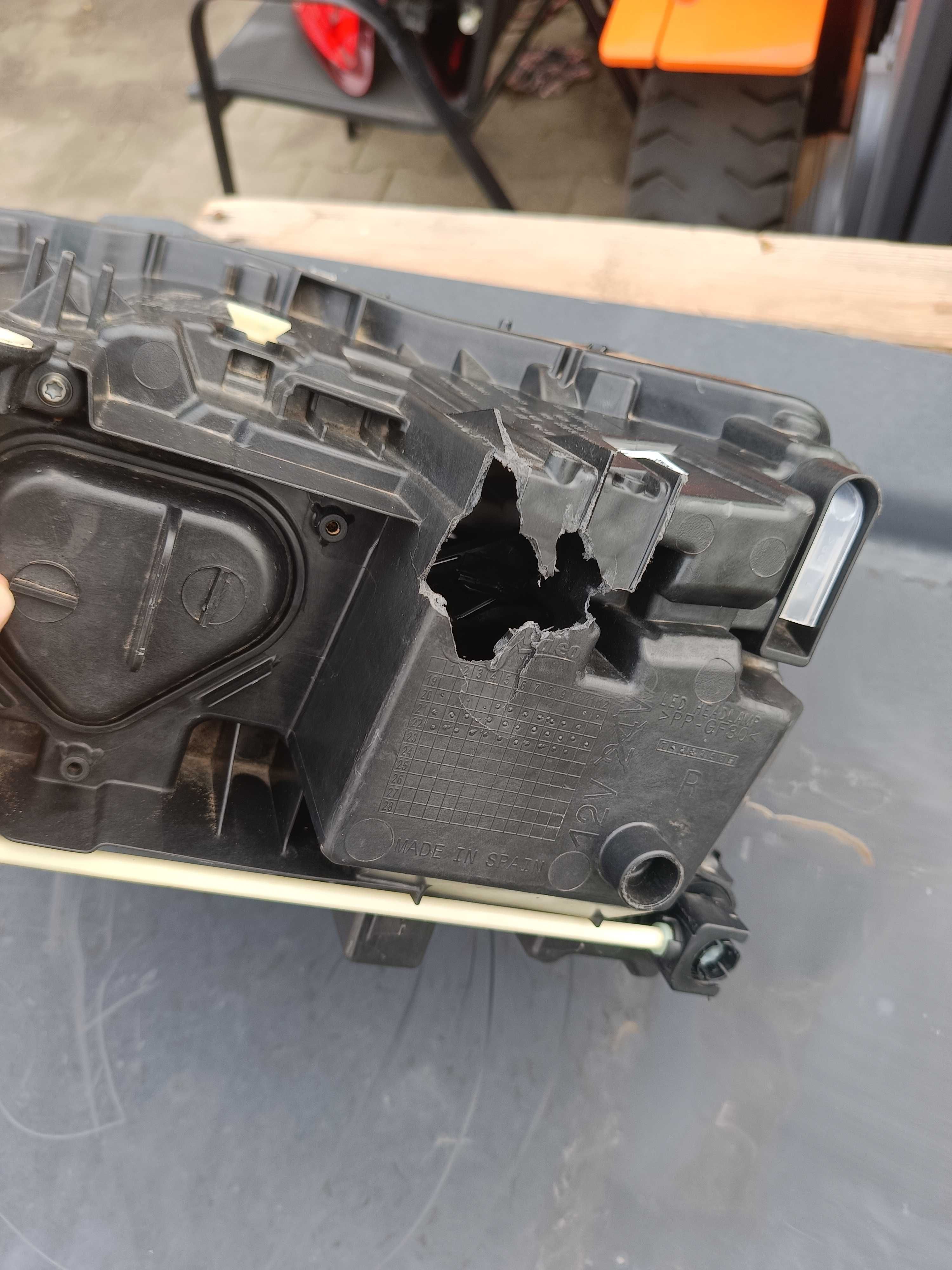 Lampa Audi Q4 E-Tron