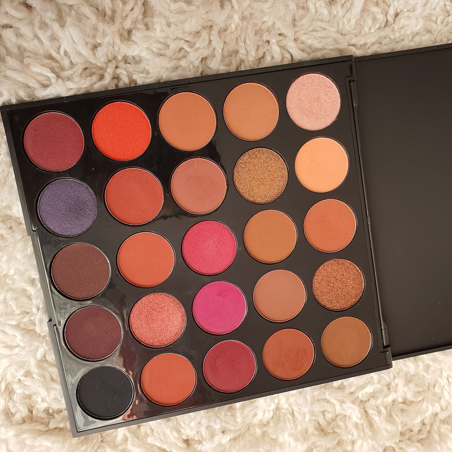 Morphe 25C Hey Girl Hey