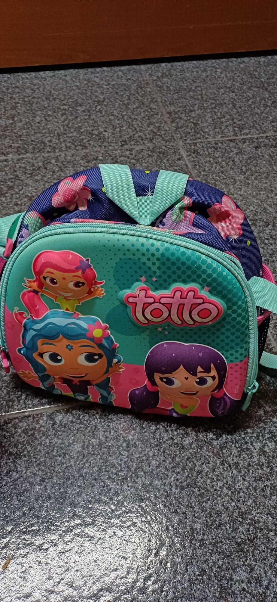 Mala escolar + Lancheira Totto