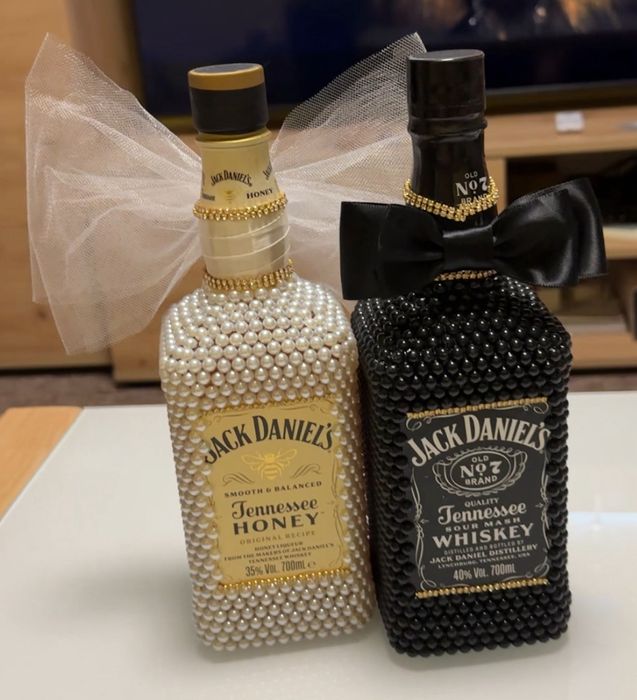 Бутылки на свадьбу,, на подарок, день рождения,свадебная атрибутика