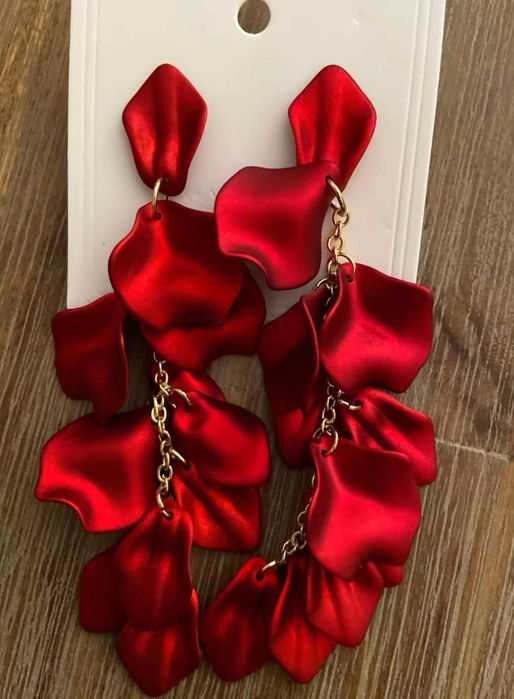 Długie czerwone kolczyki damskie, nowe