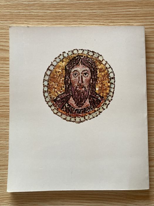 Livro “Jesus” de Verbo