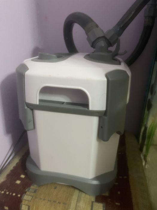 Filtr kubelkowy zewnetrzny