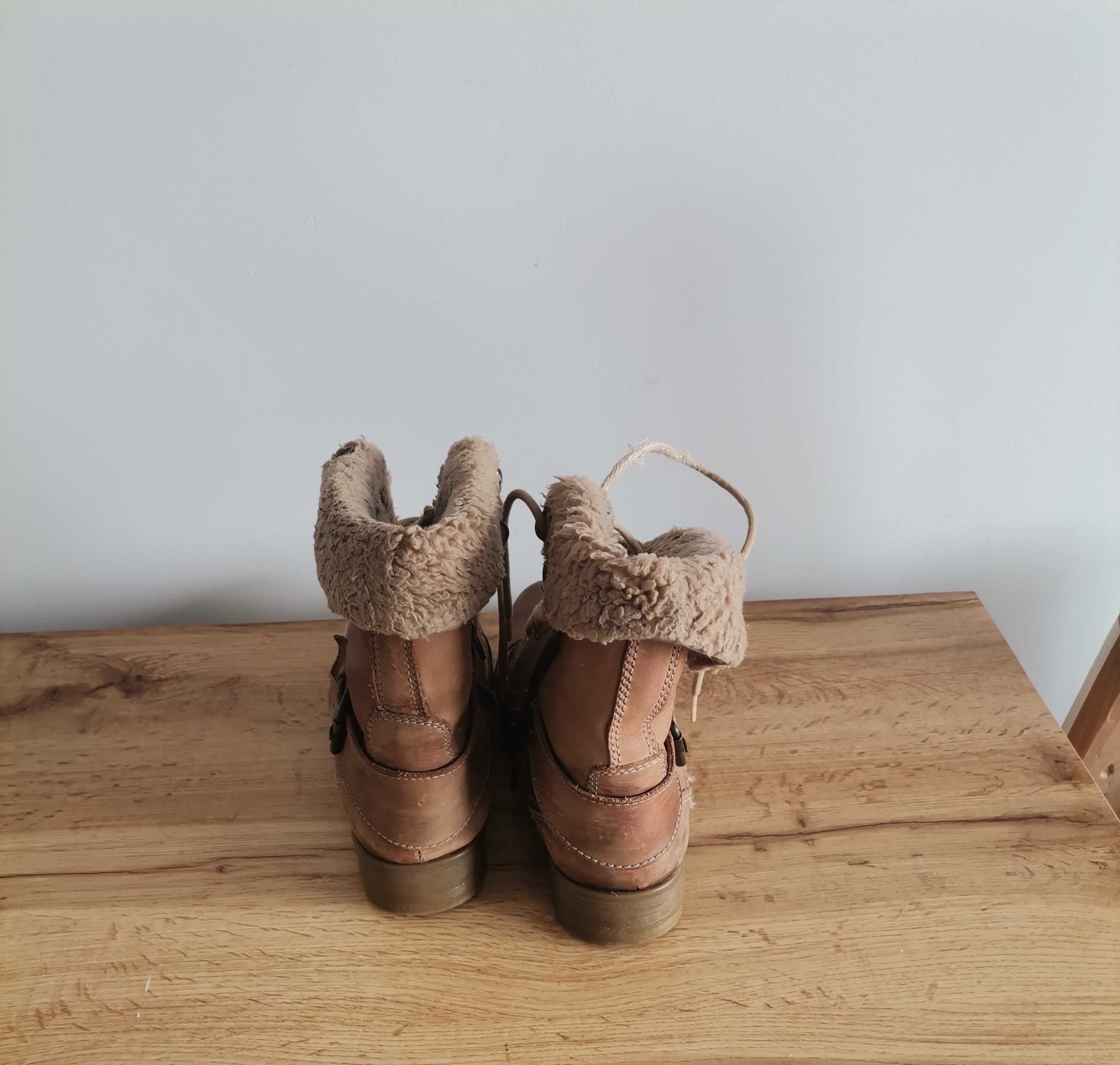 Buty zimowe skóra Lasocki rozmiar 40 wkladka 26. 5