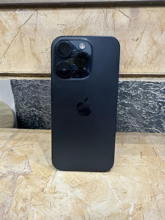 Продам Айфон 15 про