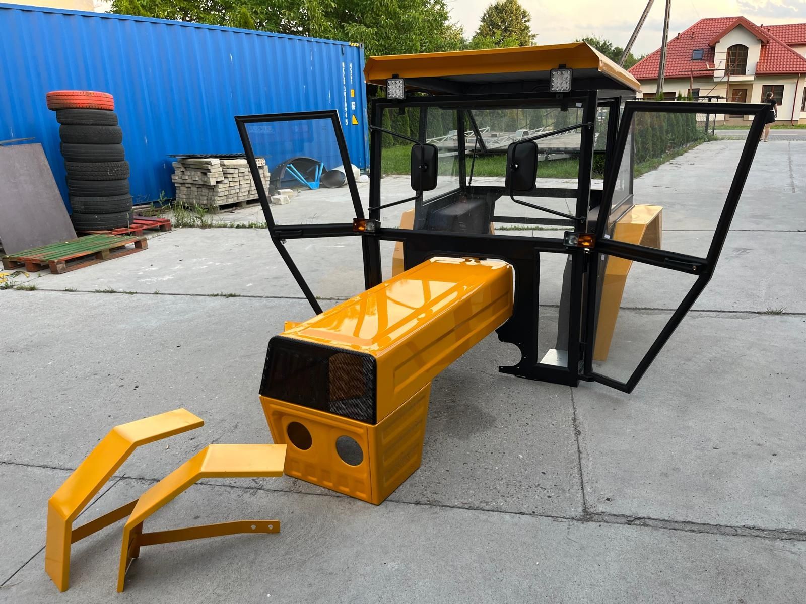 Kabina kabiny ciagnikowe c330 c360 mf t25 bizon transport PROMOCJA