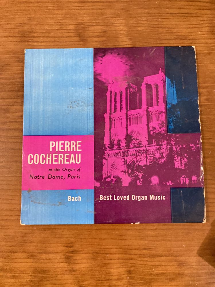 Single Pierre Cochereaux at the organ of Notre Dame, Paris - Bach