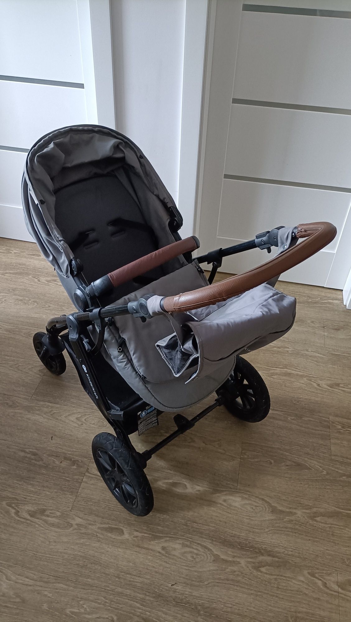 Wózek Kinderkraft moov 3w1