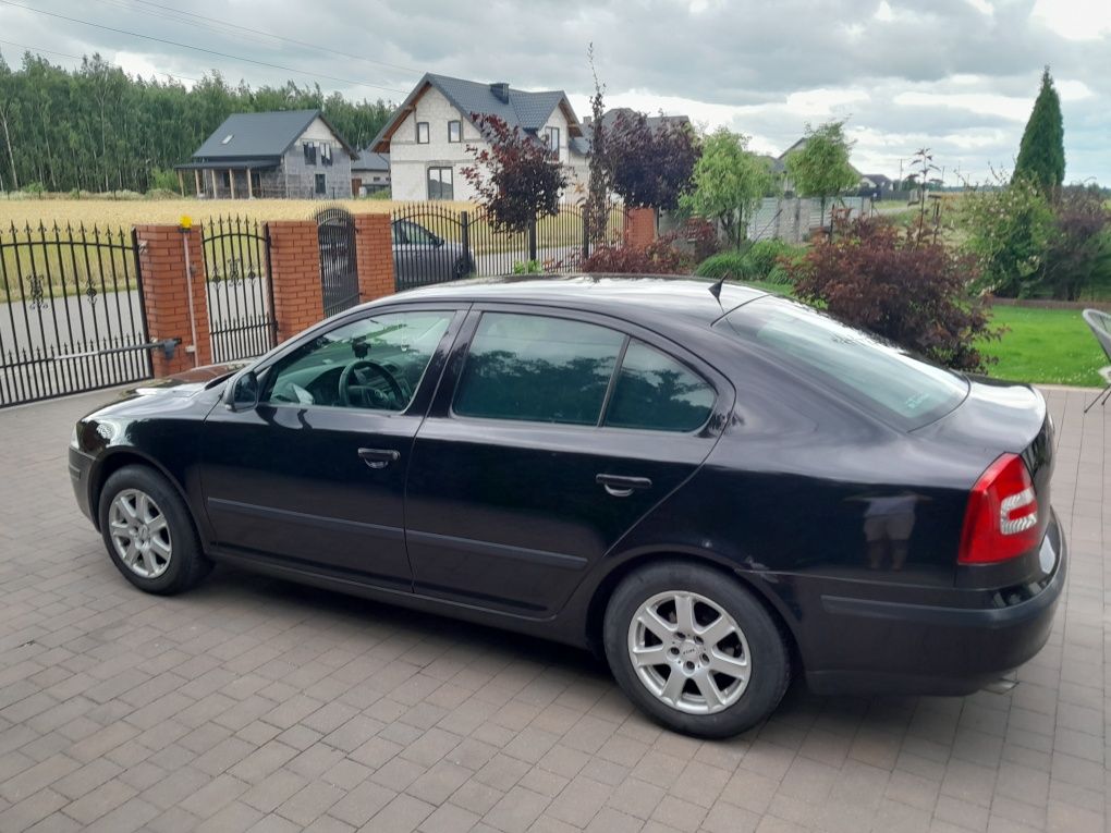Sprzedam Skodę Octawie 1.6 ben+gaz