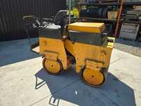 Walec bębnowy BOMAG BW75. Zageszczarka