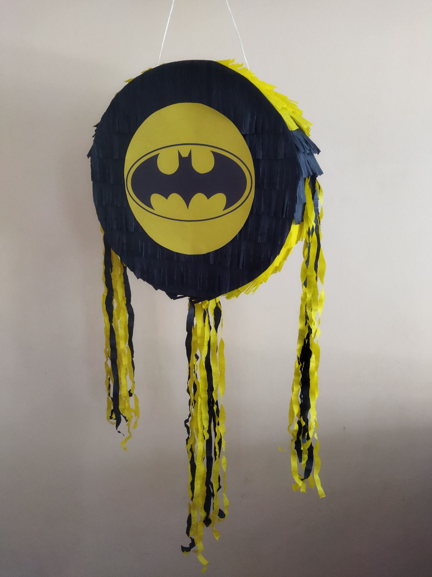 Zestaw urodzinowy piniata Batman+kij