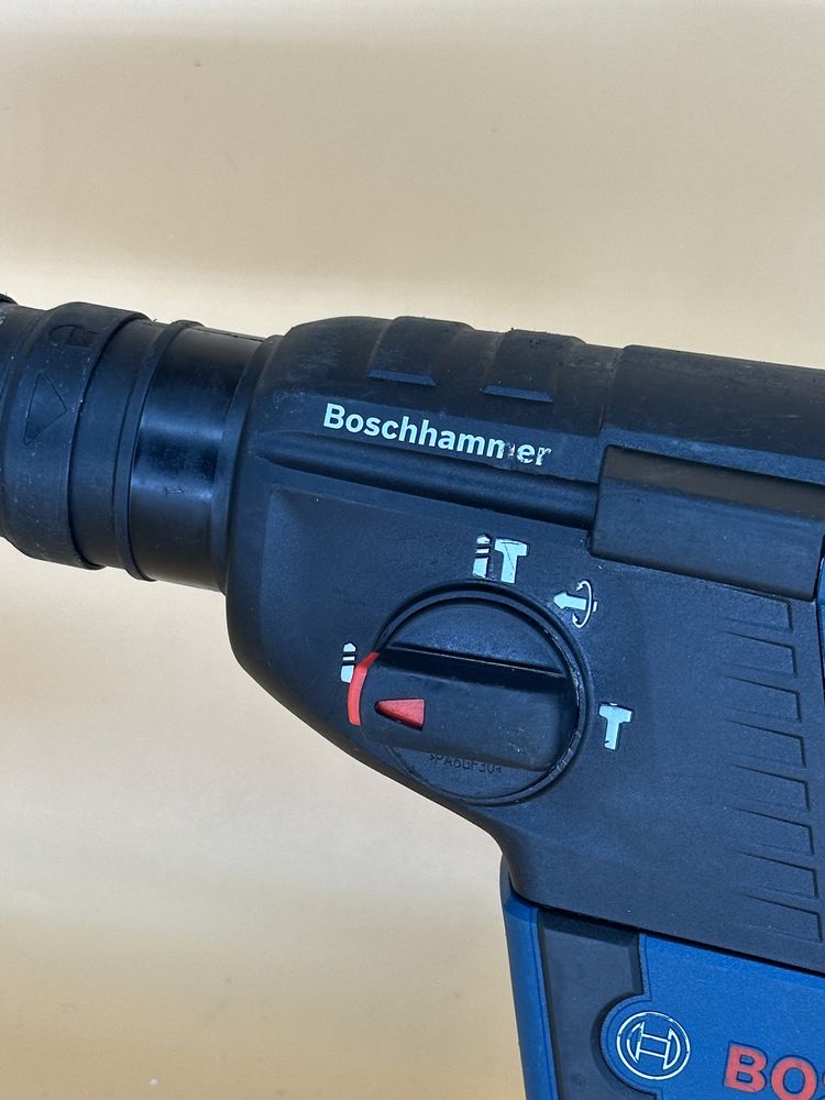 Аккумуляторный перфоратор BOSCH GBH 18 V-26 Professional