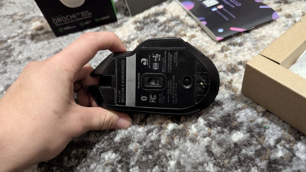 Razer basilisk x hyperspeed    комп'ютерна мишка, ігрова мишка