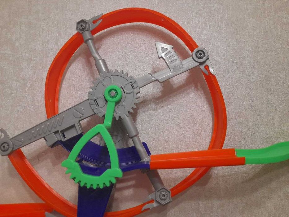 Трек хот вілс для машинок