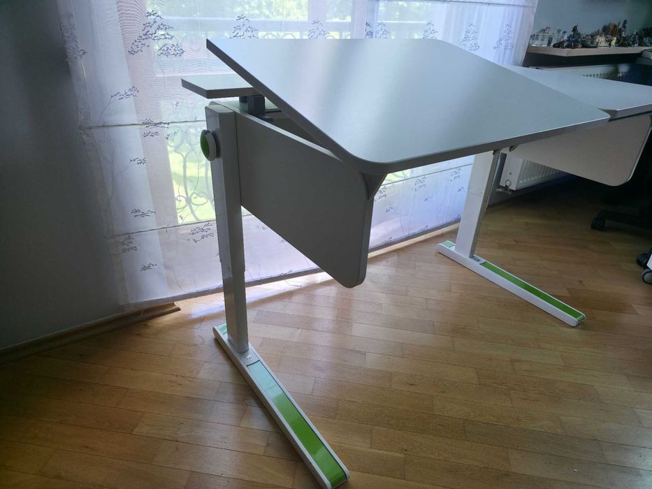 Biurko, kontener i fotel - super zestaw moll