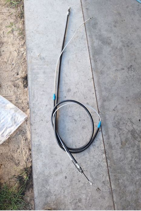 Linki Hamulca Recznego 2 szt Peugeot 407