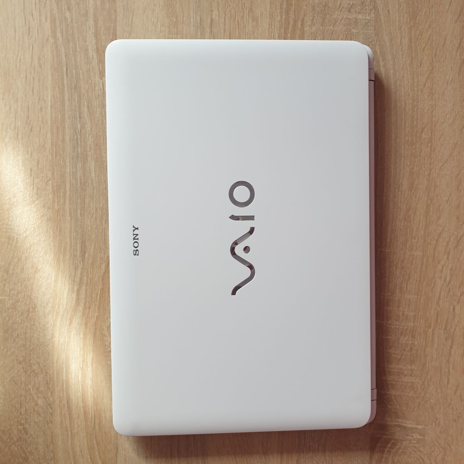 Sprzedam sony vaio svf152a29m