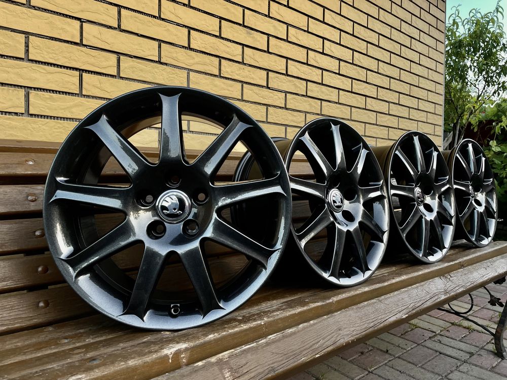 Диски оригінал R17 5.112 ET45 цо 57.1 гольф пассат ауді а4 а6 шкода