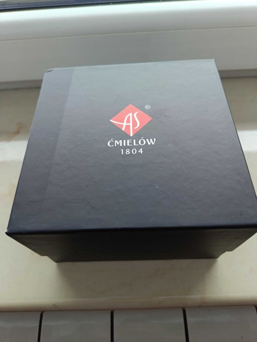 Ćmielów filiżanki podstawki grawer