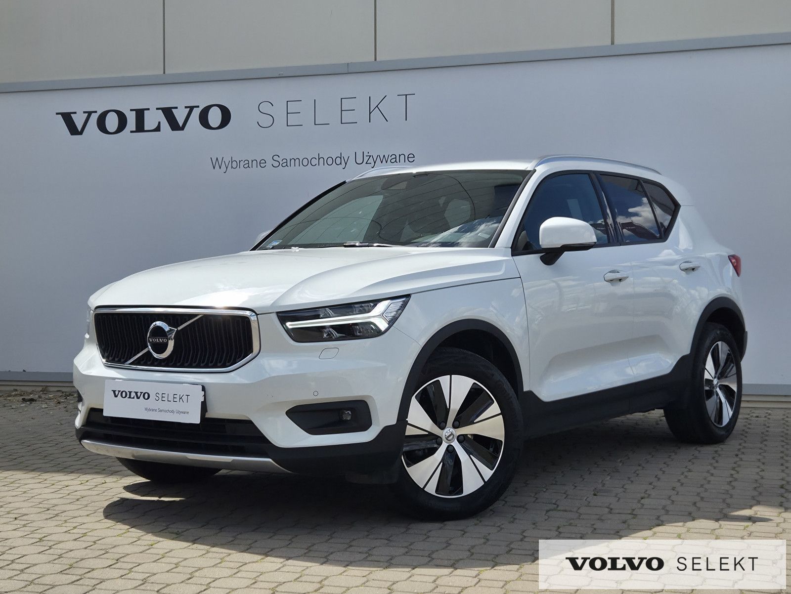Volvo XC 40 Volvo XC40 T3 Momentum Pro Salon PL Gwarancja Volvo Selekt