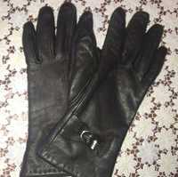 Перчатки черные натуральные женские