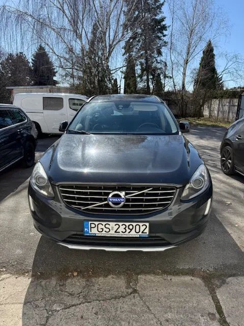Volvo XC 60 Używany samochód osobowy VOLVO XC 60 (2014 r.)