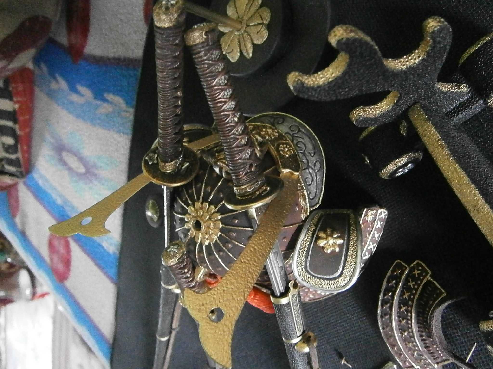 miecze japonskie kabuto  mempo