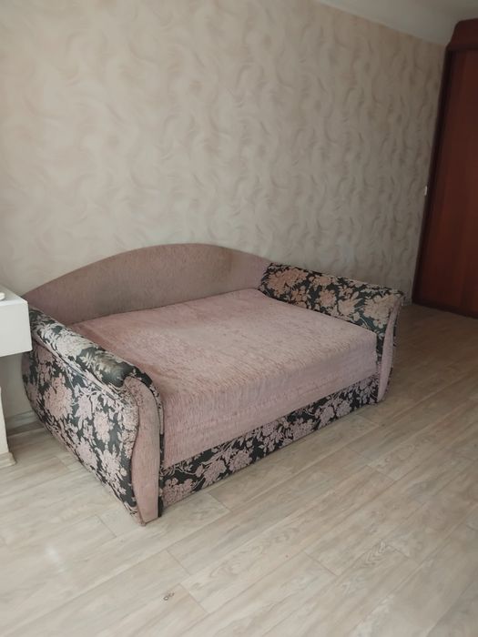 Продам диван раскладной