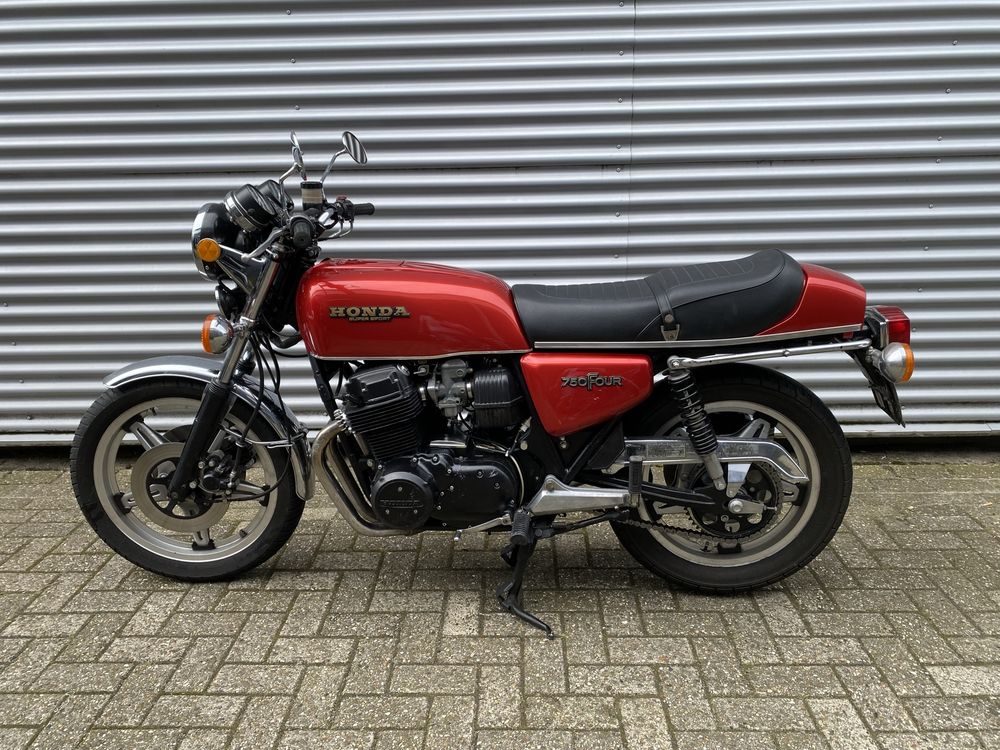 Honda CB750 Four 1977r F2
