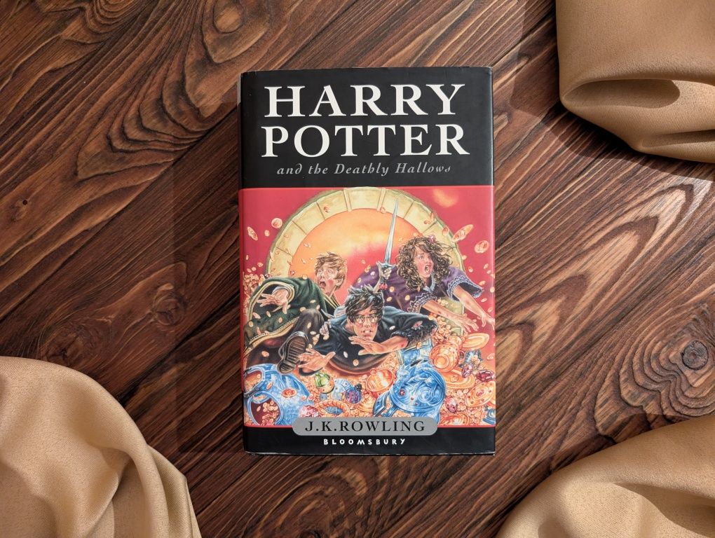 Книга Гаррі Поттер на англійській мові