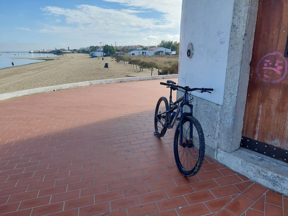 Bicicleta all mountain