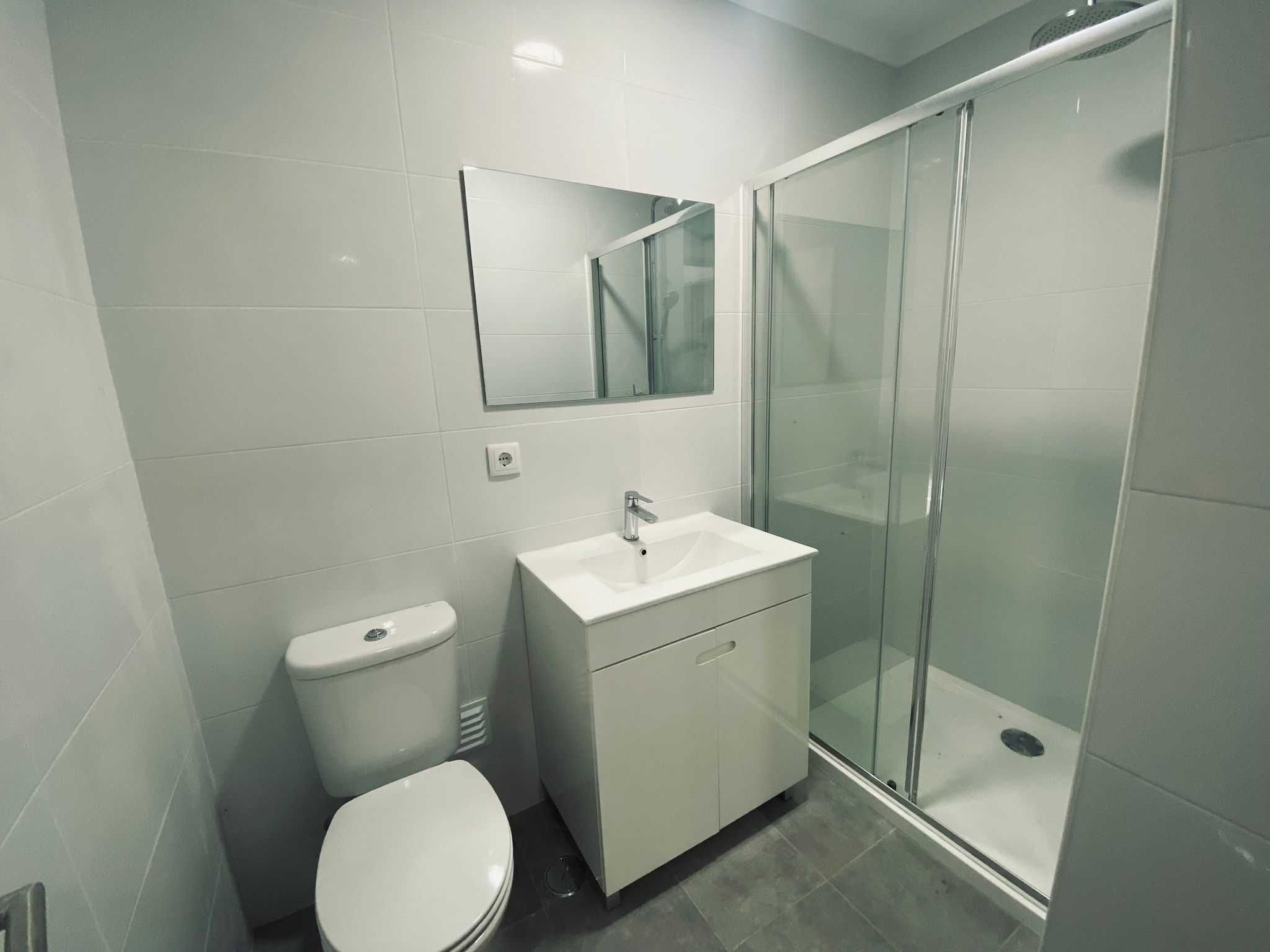 Apartamento T3 para arrendamento . Ramada/Lisboa