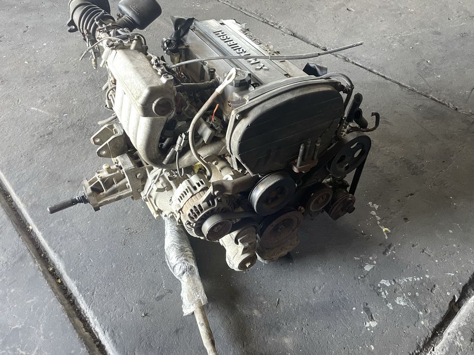 Мотор КОМПЛЄКТНИЙ Двигатель  Кпп  Mitsubishi Lanser Outlender 4G63 2.0