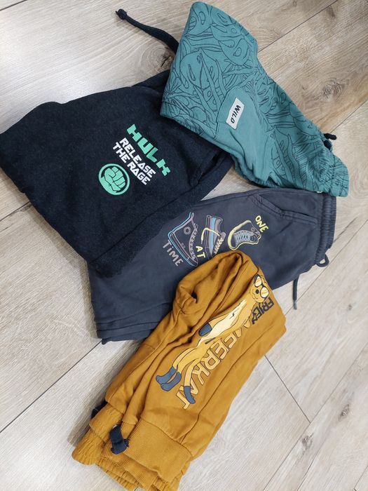 Spodnie chłopięce dresowe