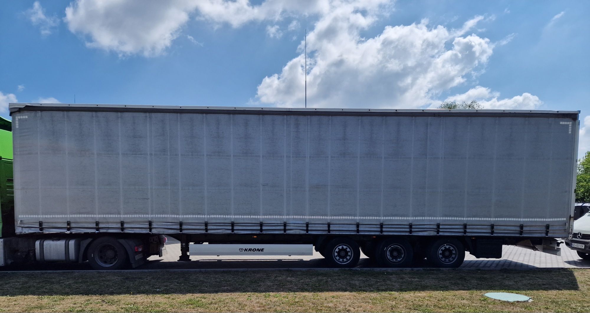 Причип Krone SDP 27   2010
Осі SAF н
