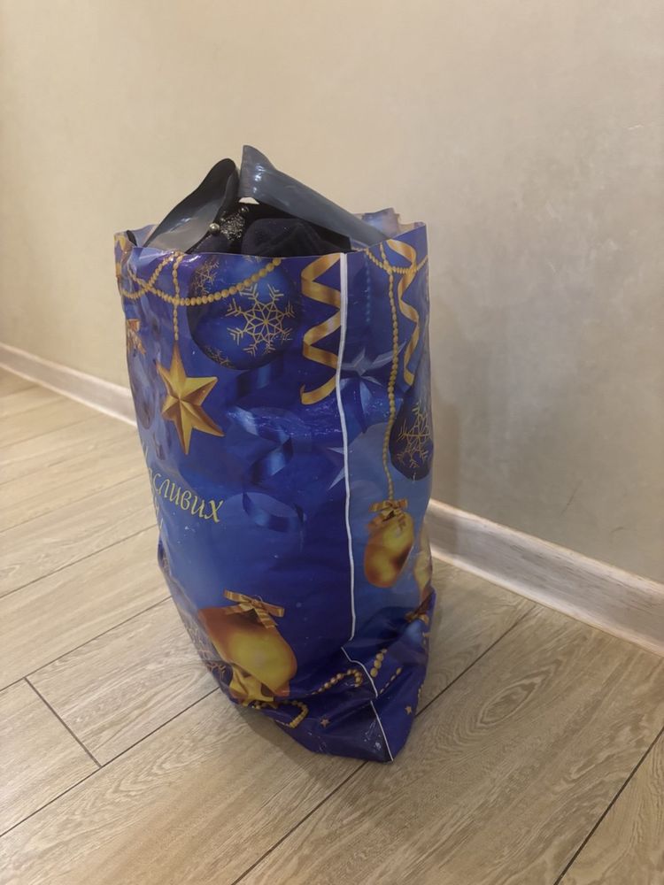 Лот головних уборів