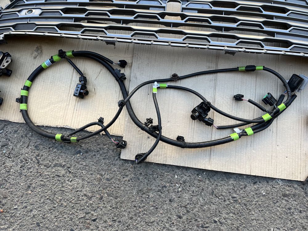 Toyota RAV4 2019 - 2023 туманка значок омыватель парктроник комплект