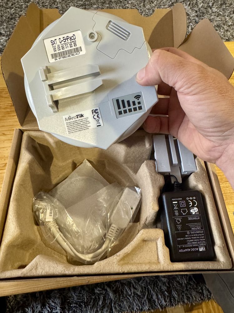 Mikrotik SXT G-5HPacD Нова торг !