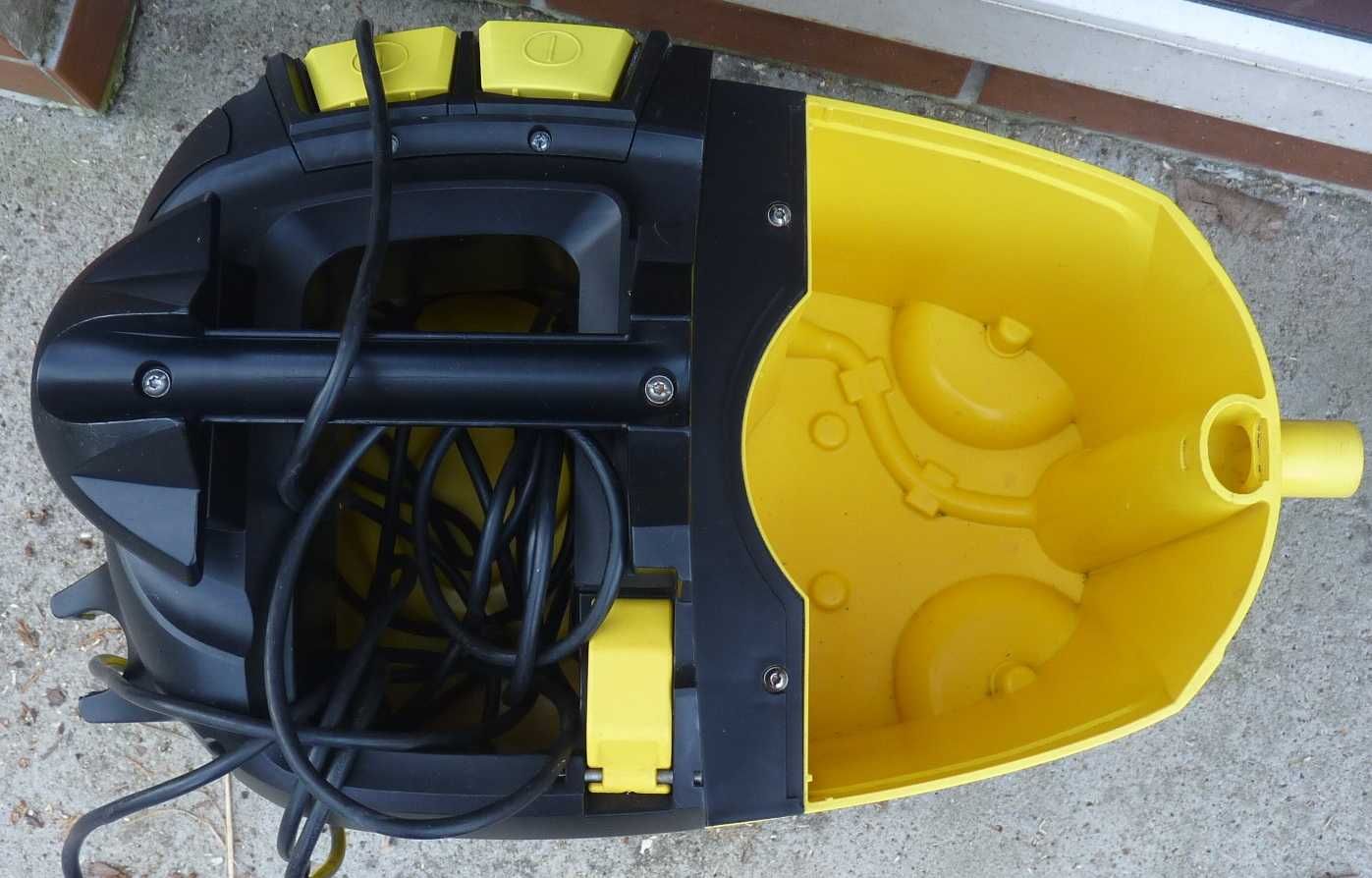 Odkurzacz piorący Karcher Puzzi 8/1