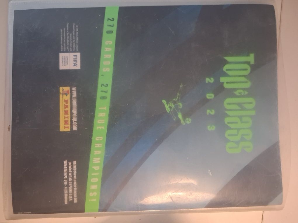 249 kolekcjonejsrkich kart panini top class 2023 wraz z albumem