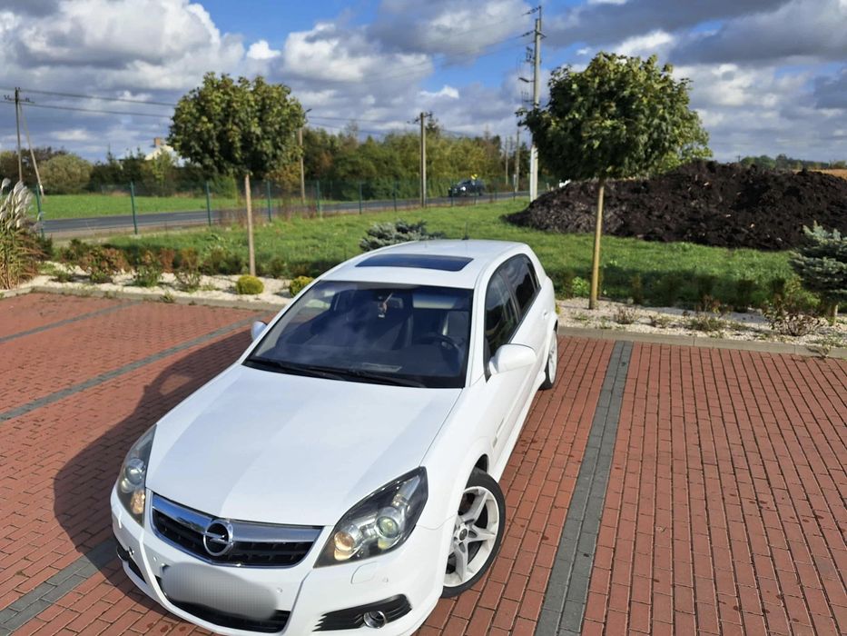 Opel Signum 3.0 184KM