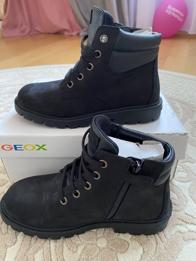 Черевики ботинки Geox 33 розмір