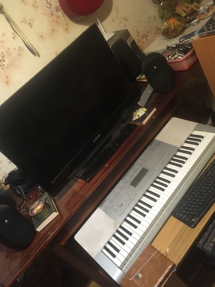 Студия Звукозаписи , Уроки DJ , уроки гитары , написание музыки