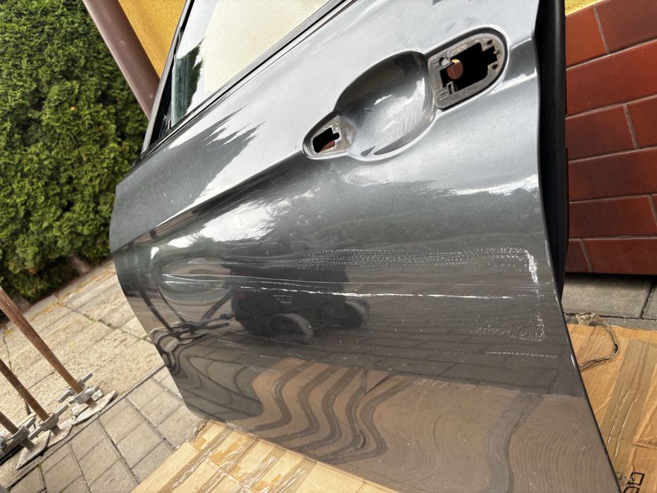 Drzwi przód lewy BMW F30/31 B39