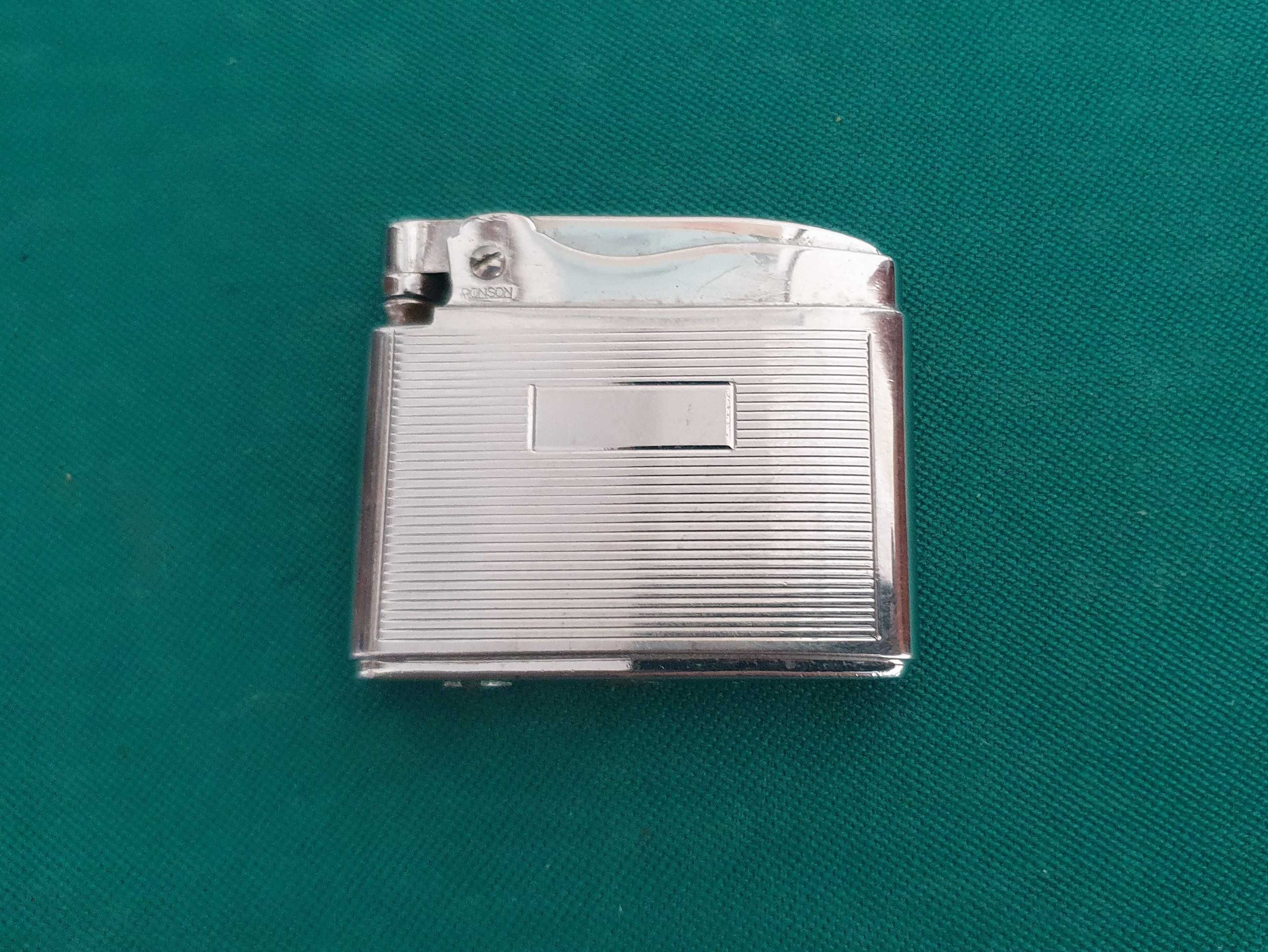Isqueiro Ronson Adonis, a gasolina, Anos 50 - Made in England