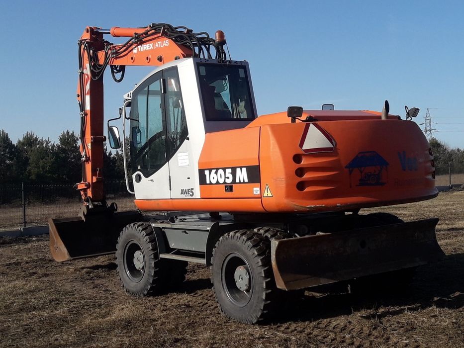 Usługi Transportowe; wywrotka; koparko-ładowarką; prace koparką kołową