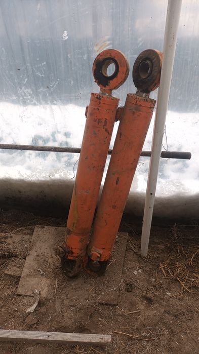 Siłowniki zeppelin zm 13