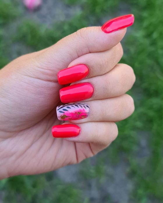 Manicure hybrydowy, żelowy, pedicure