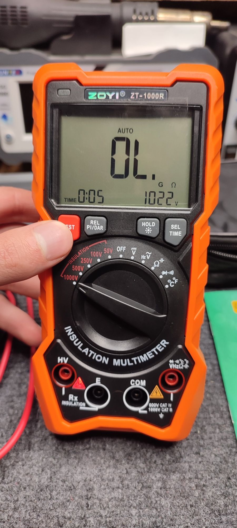 ZOYI ZT-1000R мультиметр + гігаометр