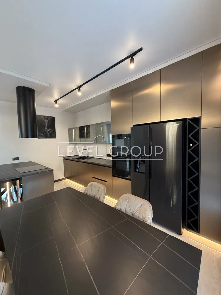 Продам будинок с Басейном 6км метро Славутич Osocor Residence